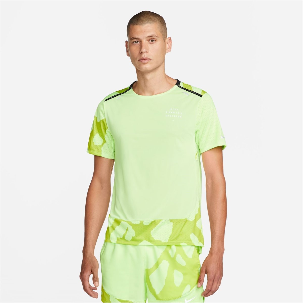 Lime green discount nike shirt men