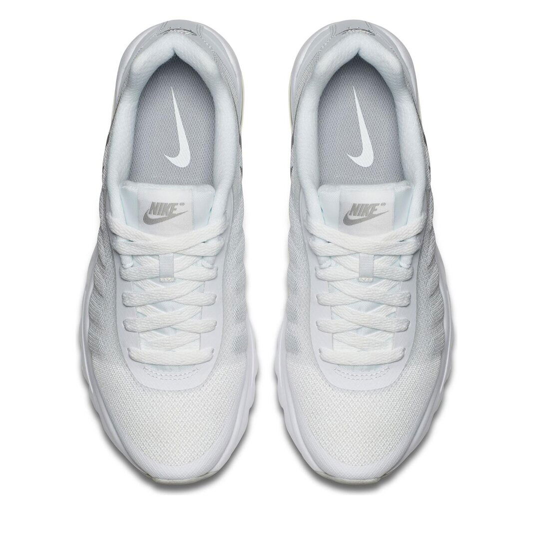 Nike air max hot sale invigor womens white