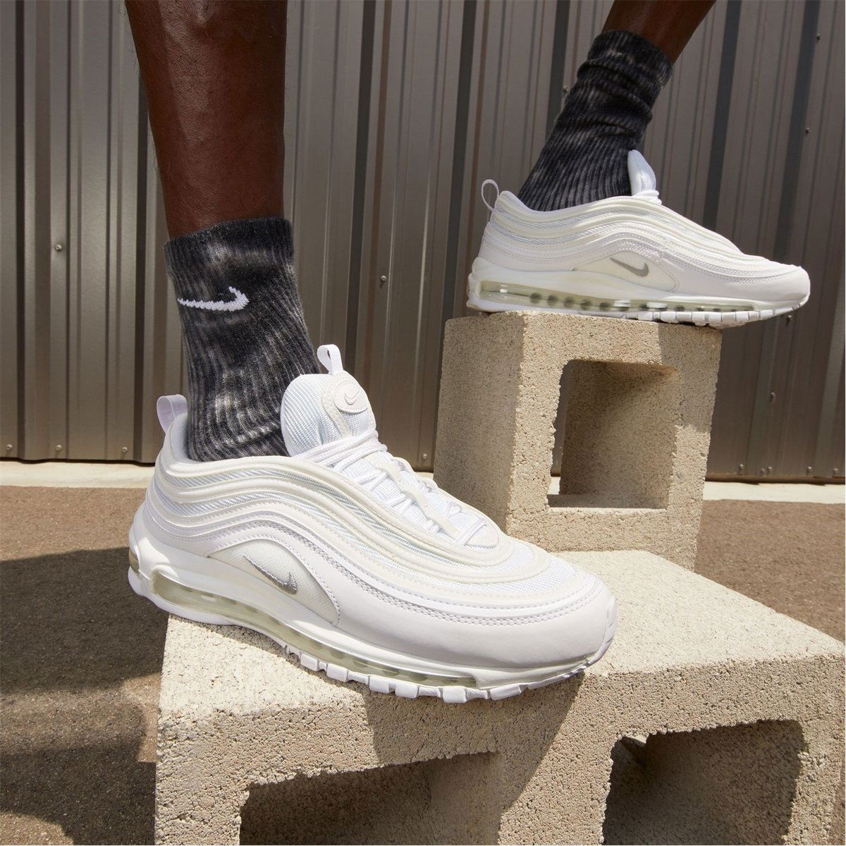 Max 97 shop triple white