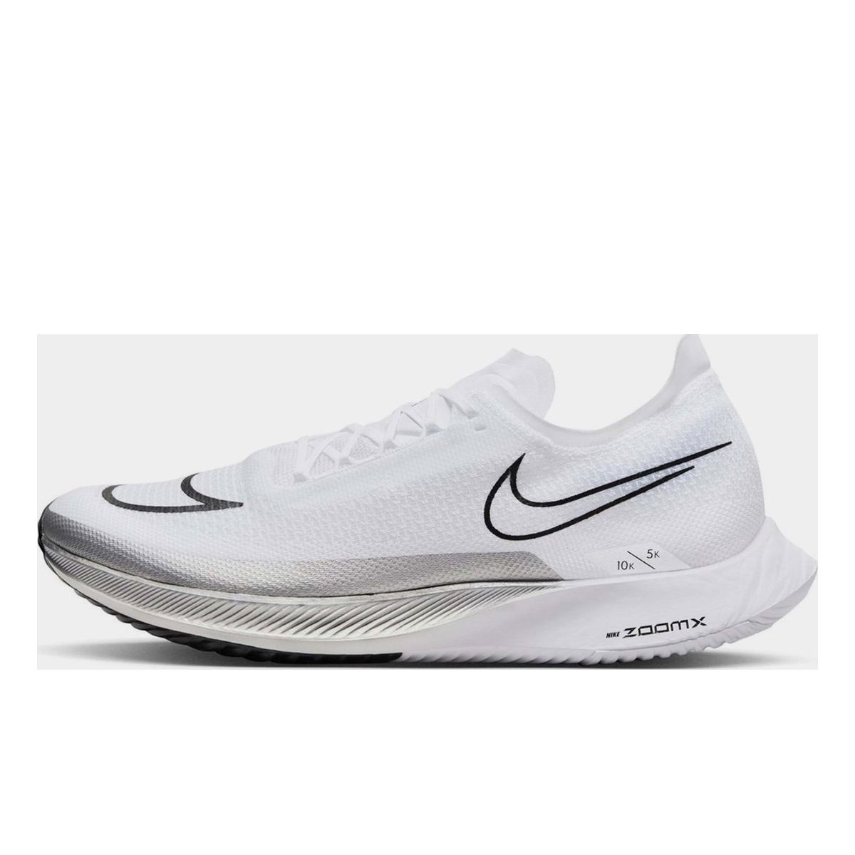 Nike white cheap running shoes snapdeal