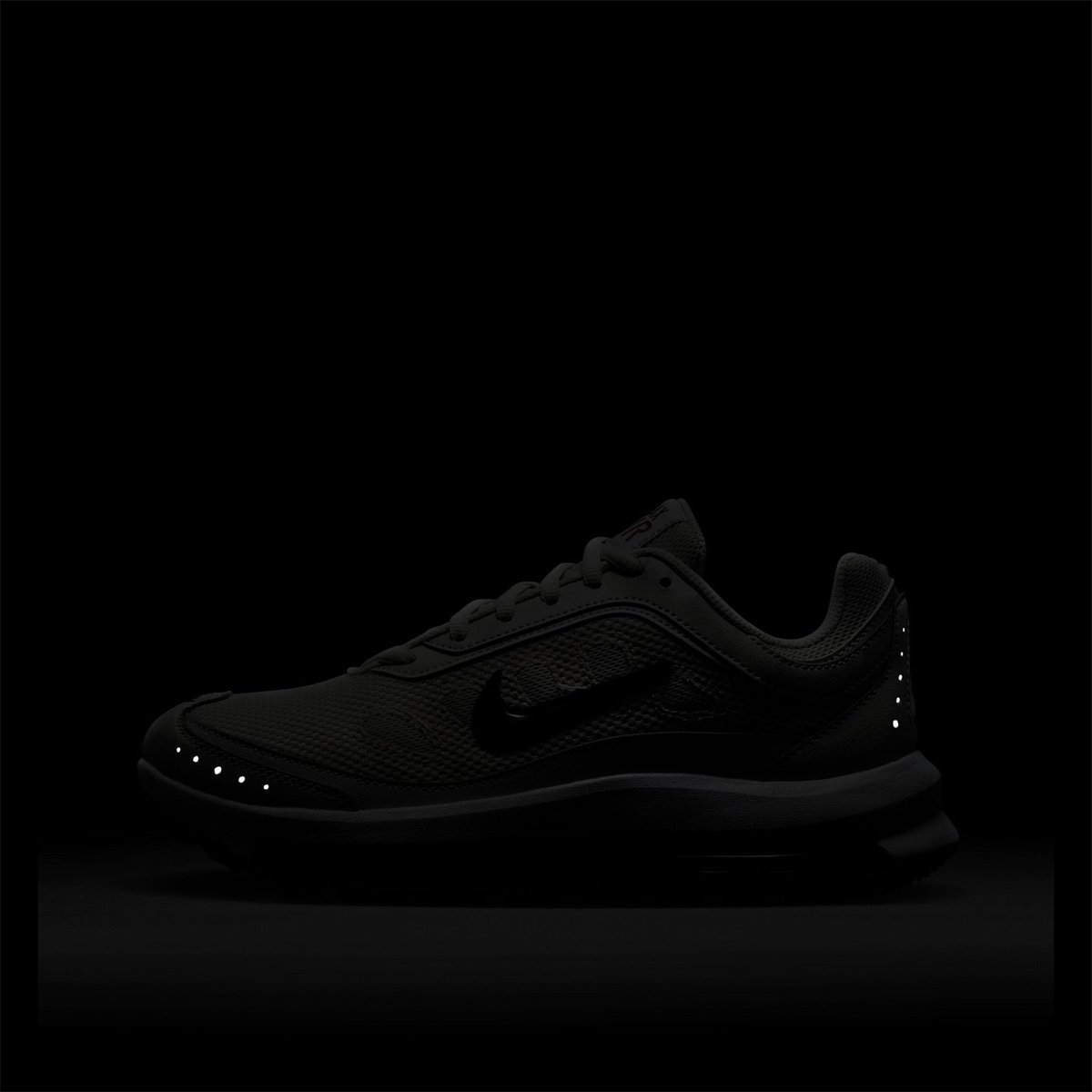 Nike air max on sale axis all black