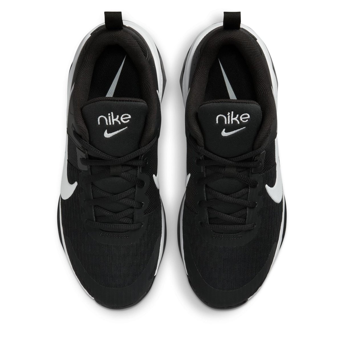 Ladies black nike on sale trainers size 6