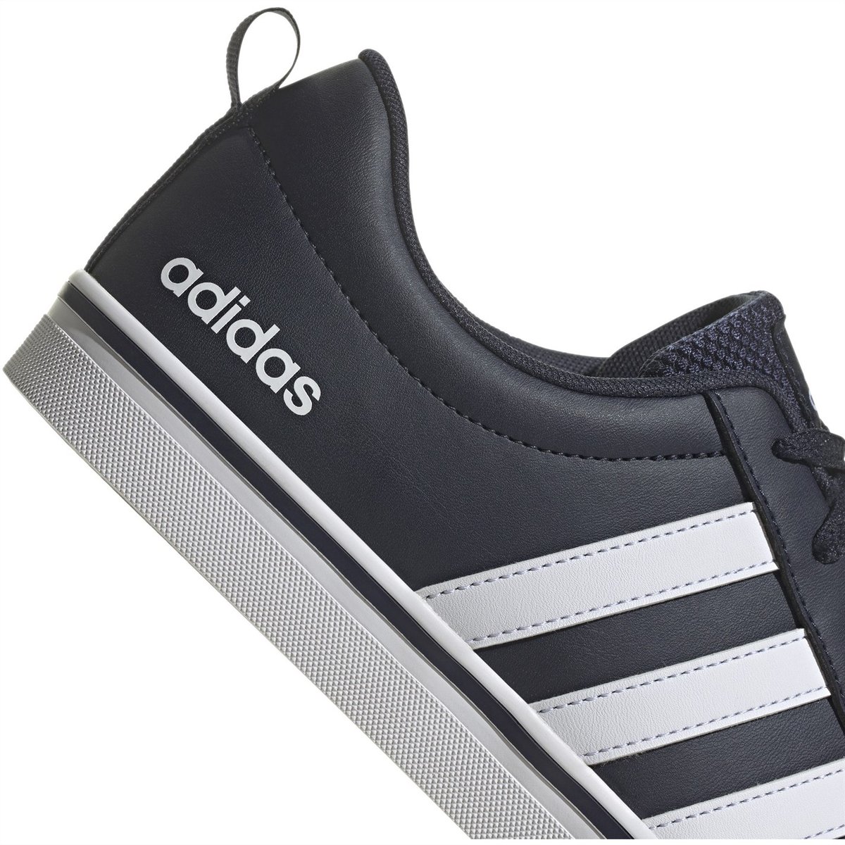 Adidas neo pace vs best sale sneakers white