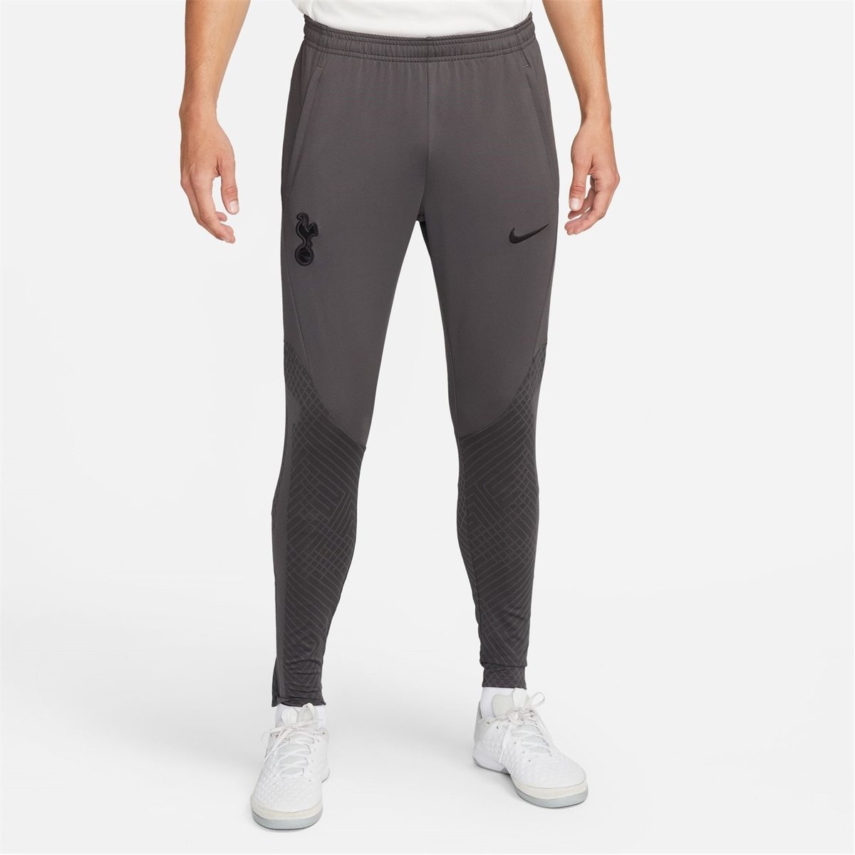 Grey tracksuit hot sale bottoms nike