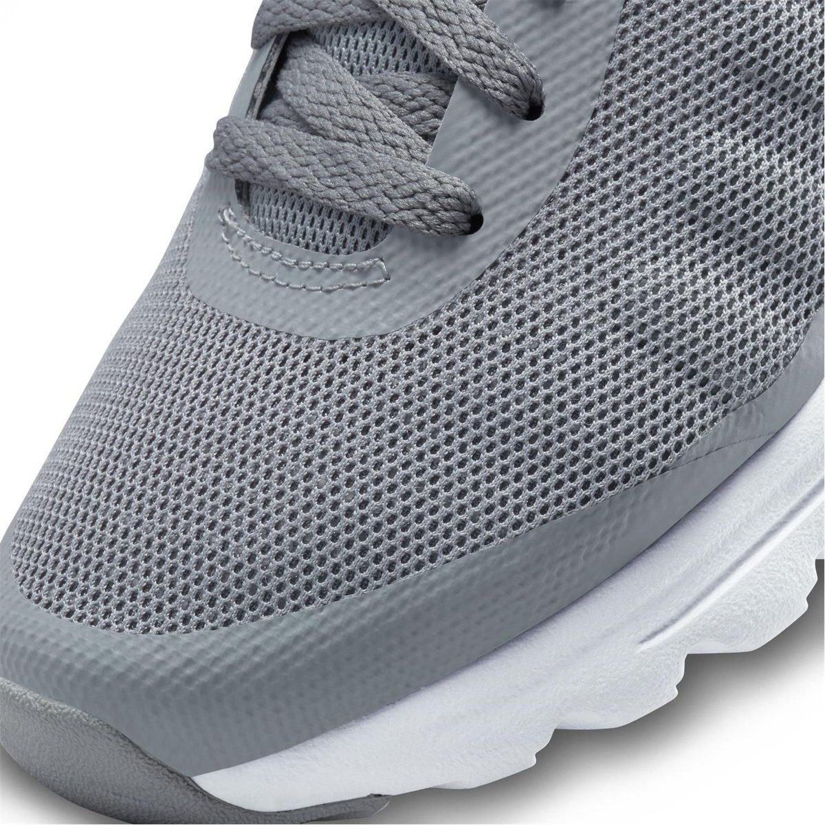 Nike invigor grey sale