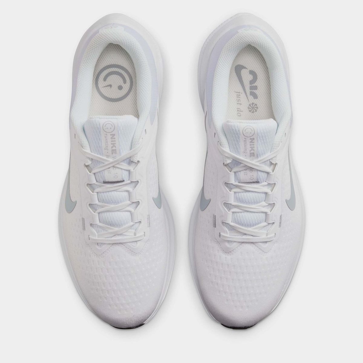 Nike air clearance white running shoes