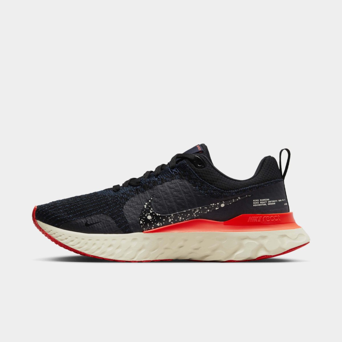 Nike react black store pink