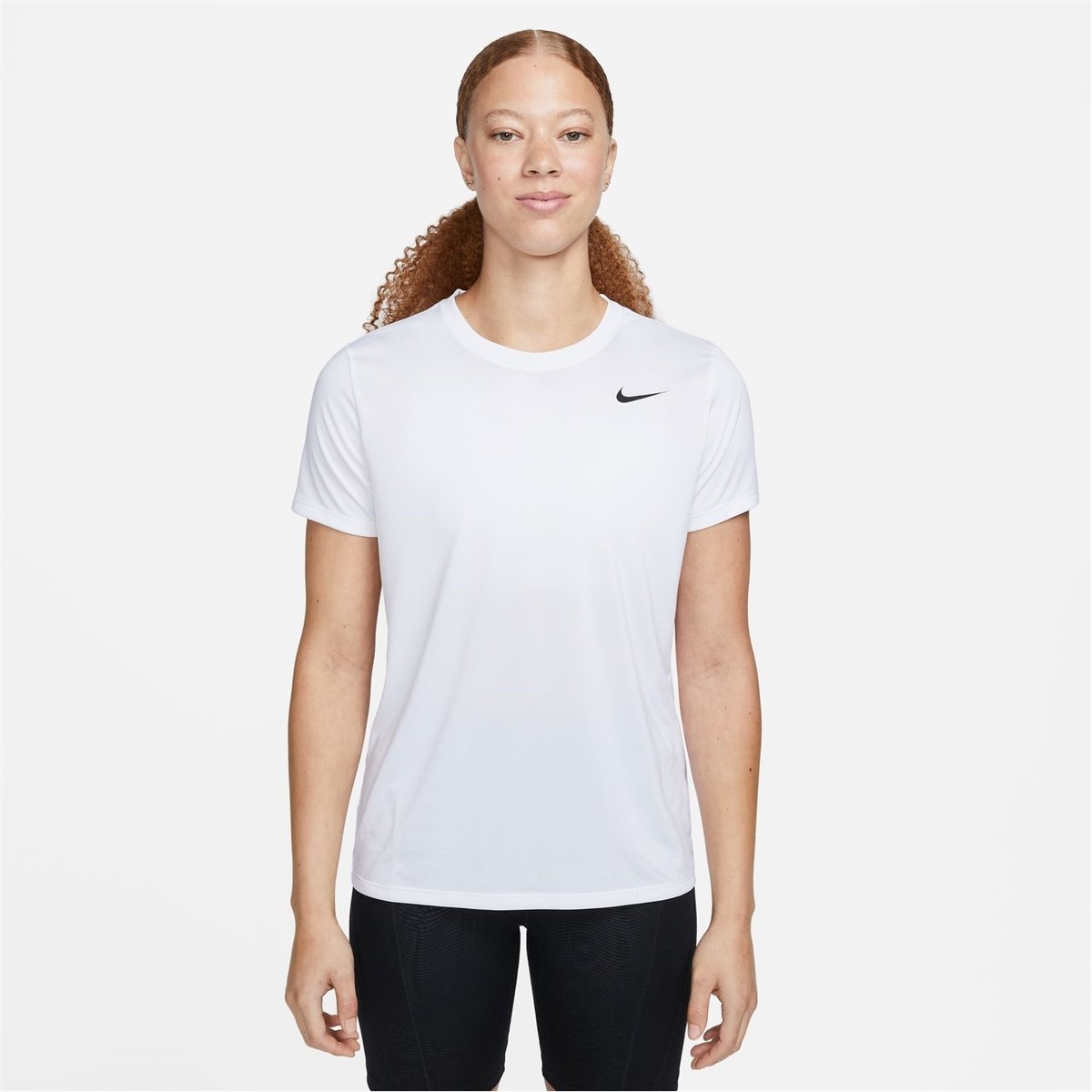 White nike hot sale shirt womens