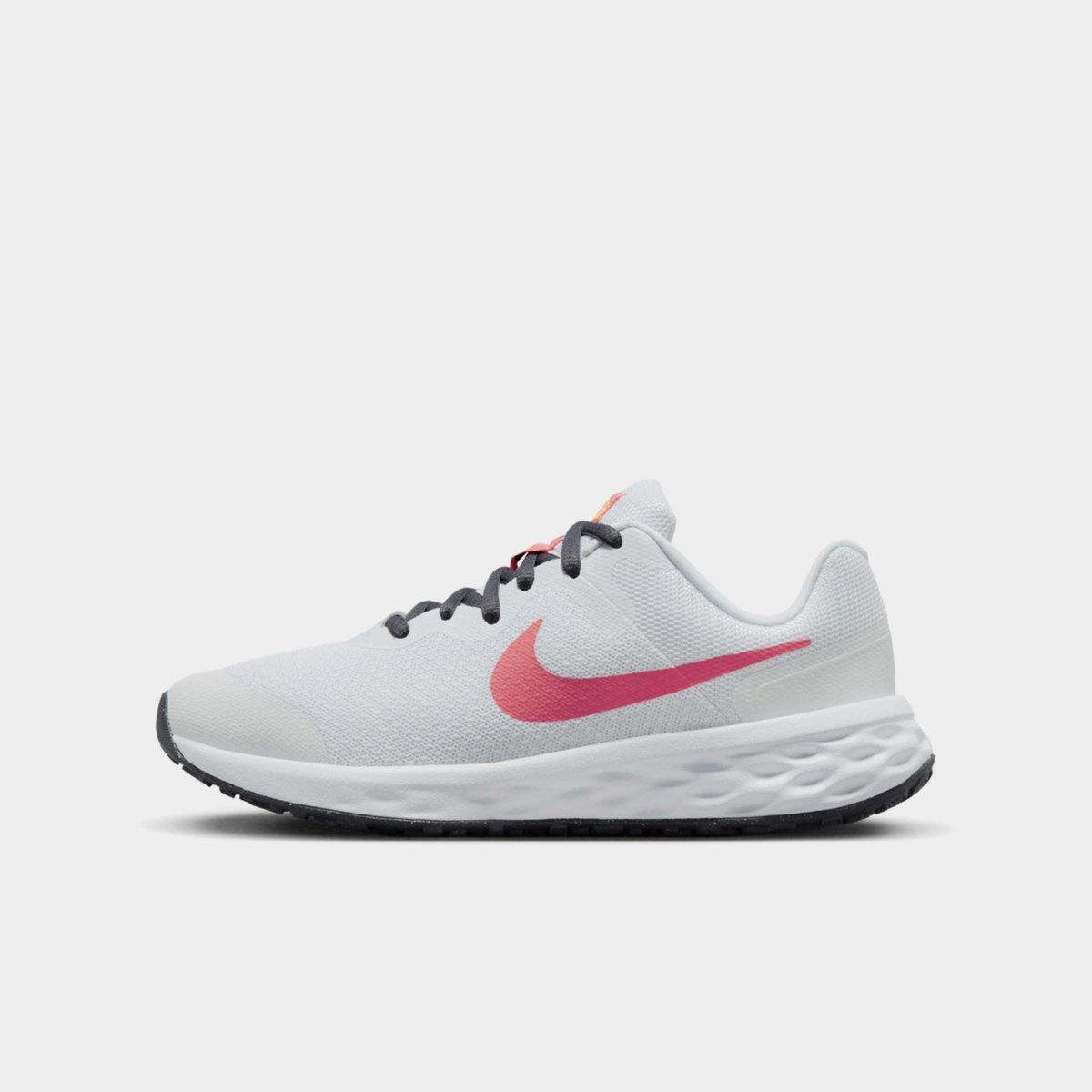 Nike junior shop running shoes