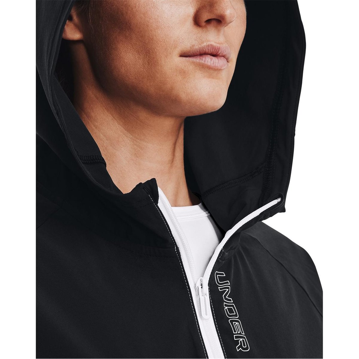 Under armour online running rain jacket