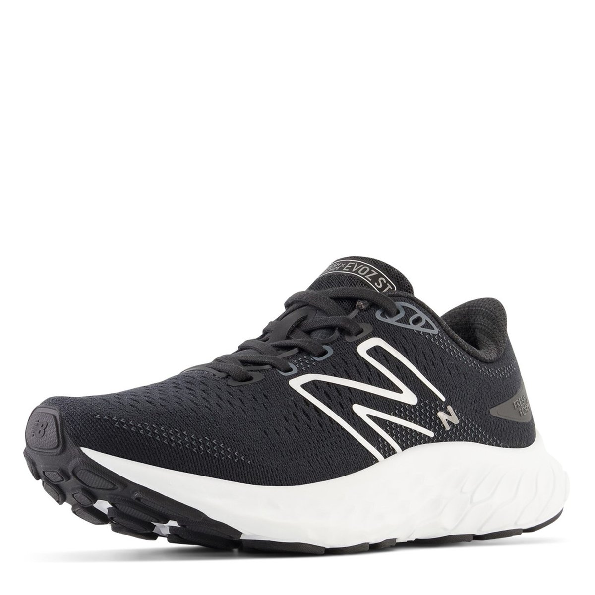 Black new balance running 2024 trainers