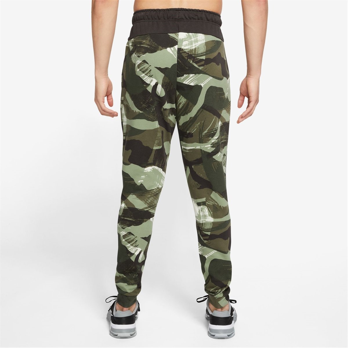 Nike camo hot sale workout pants