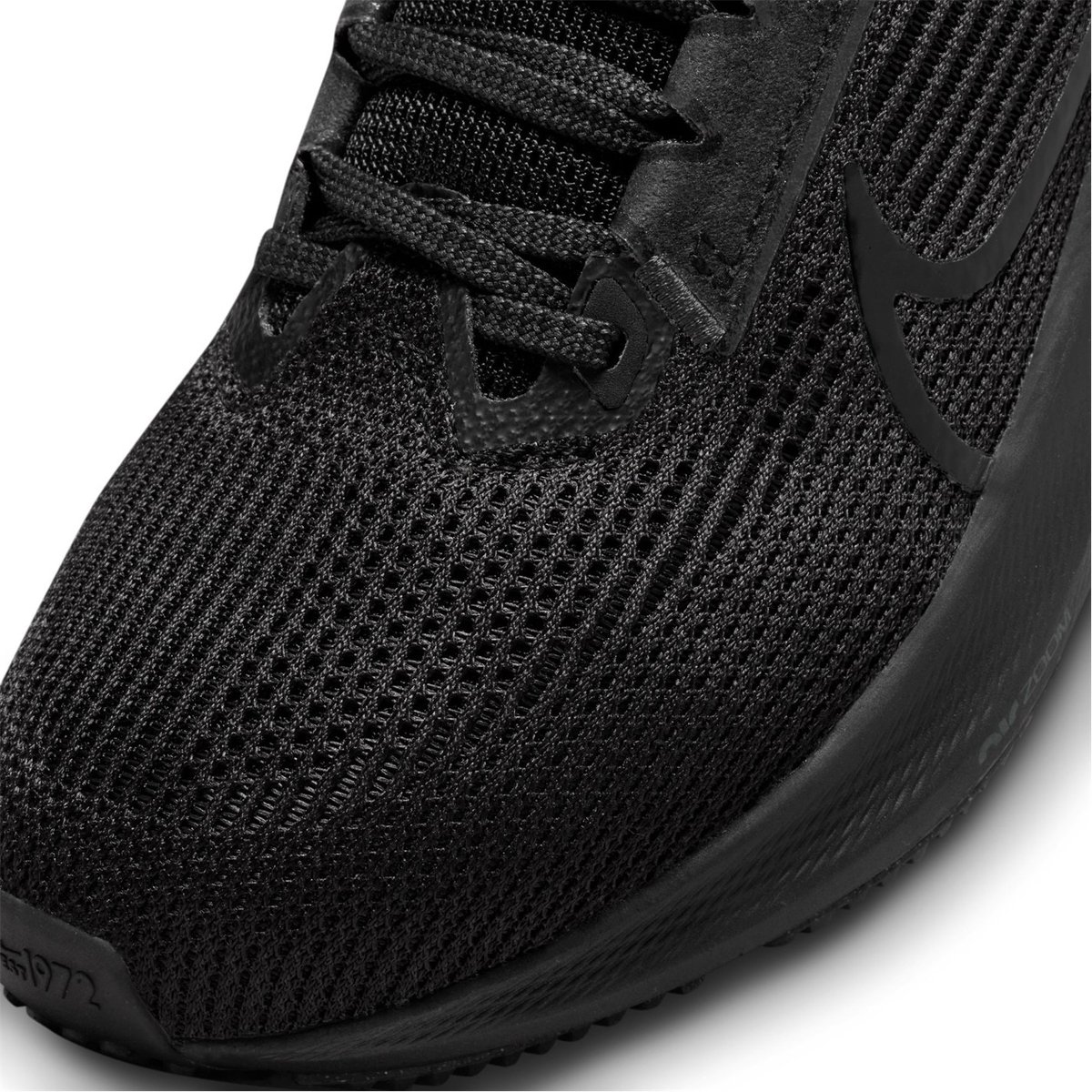 Running trainers outlet womens all black