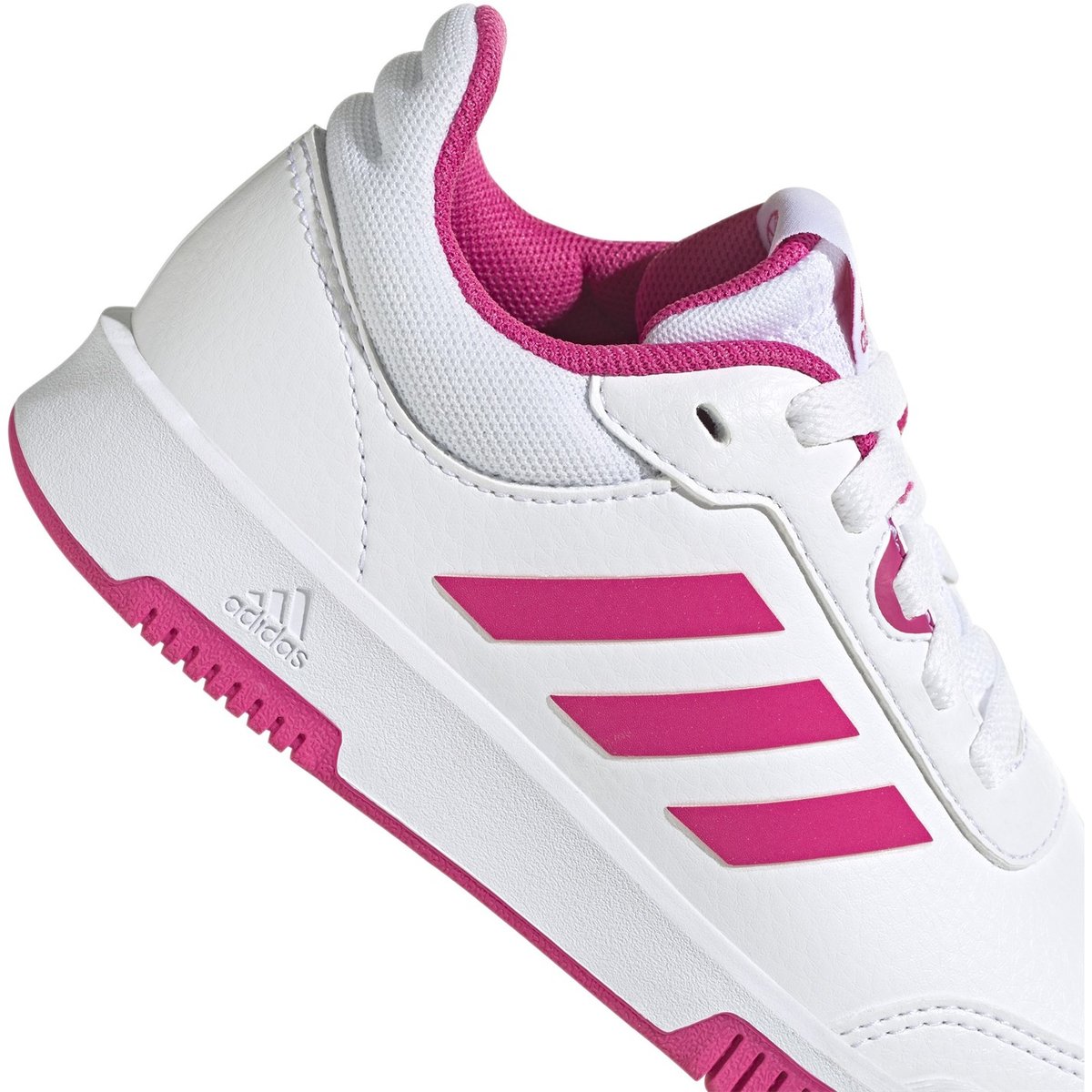 Adidas junior best sale girls trainers