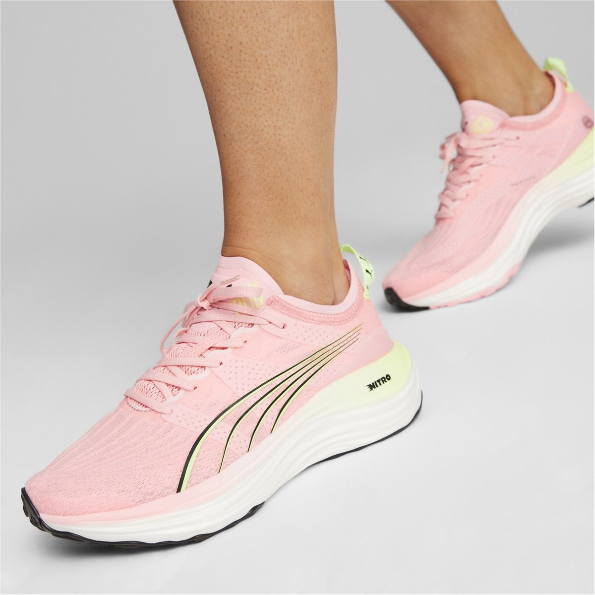 Ladies puma hot sale running trainers