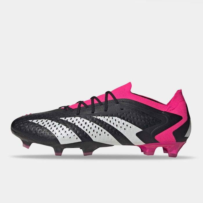 Predator Accuracy .1 Low Firm Ground Football Boots