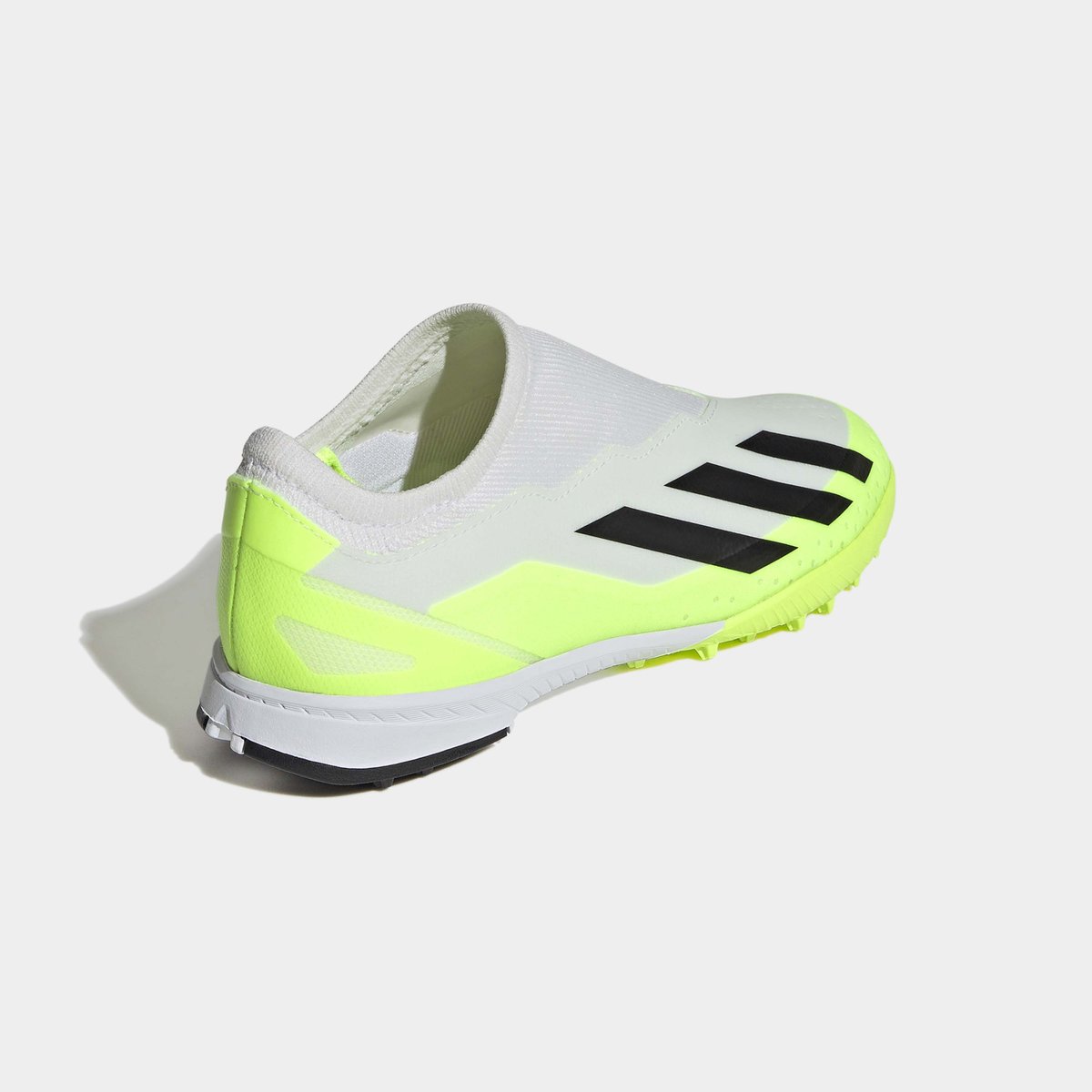 Adidas x tango 18.3 junior sale astro turf trainers