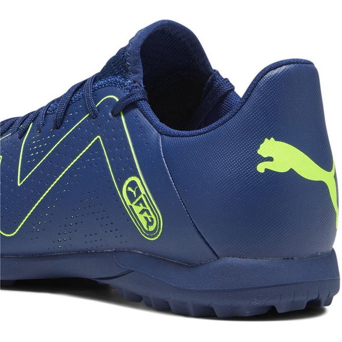 Future Play.4 Astro Turf Trainers