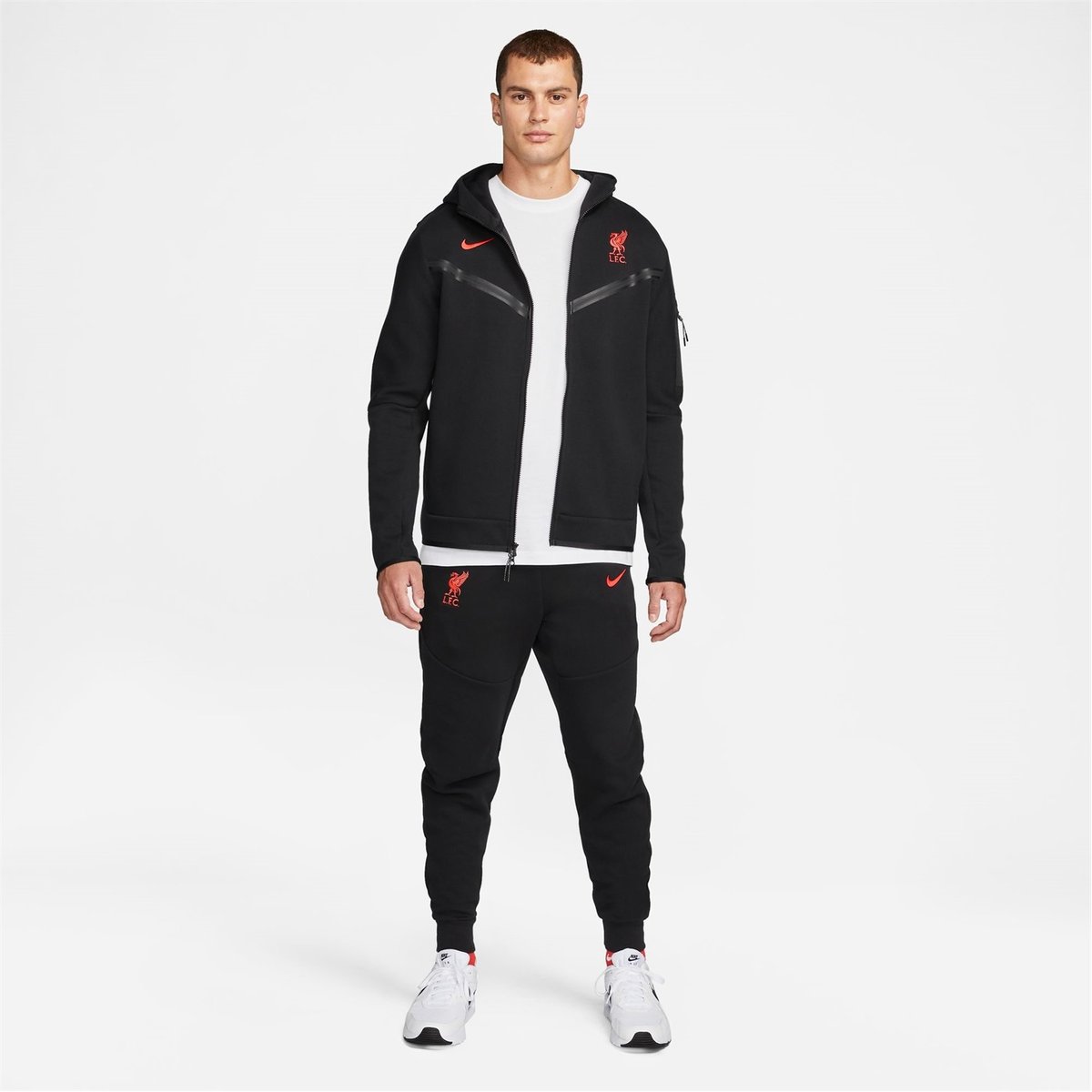 Nike discount liverpool joggers