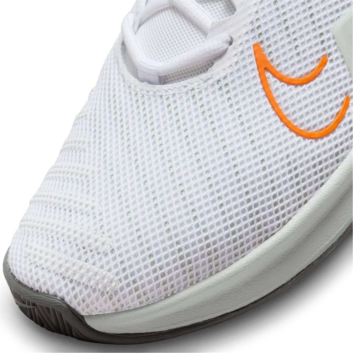 Nike training metcon trainers cheap in white and orange