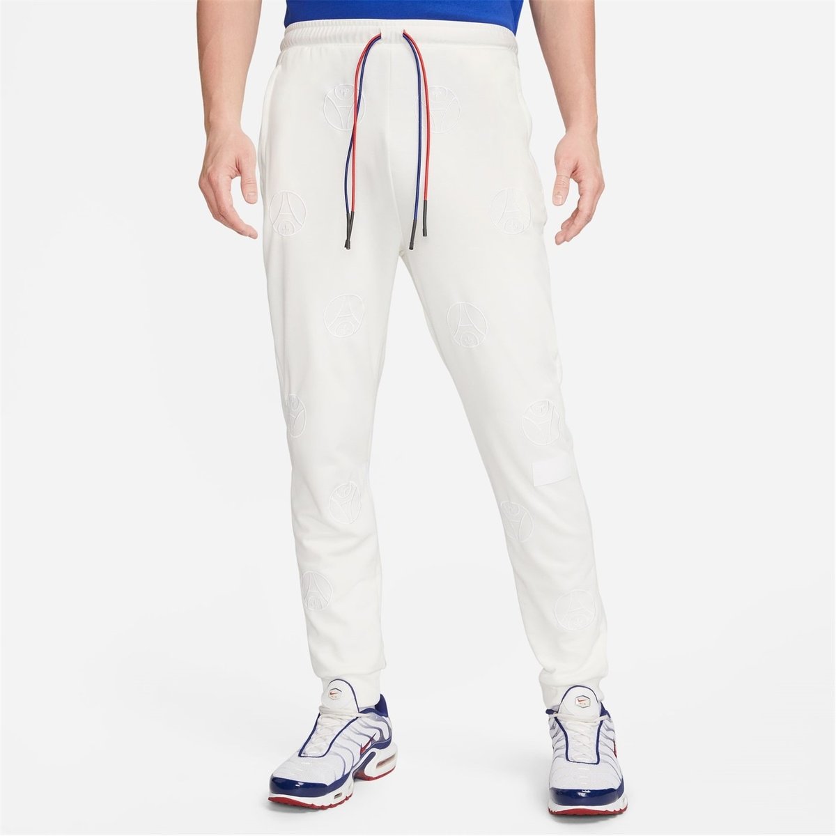 Nike hotsell travel pants