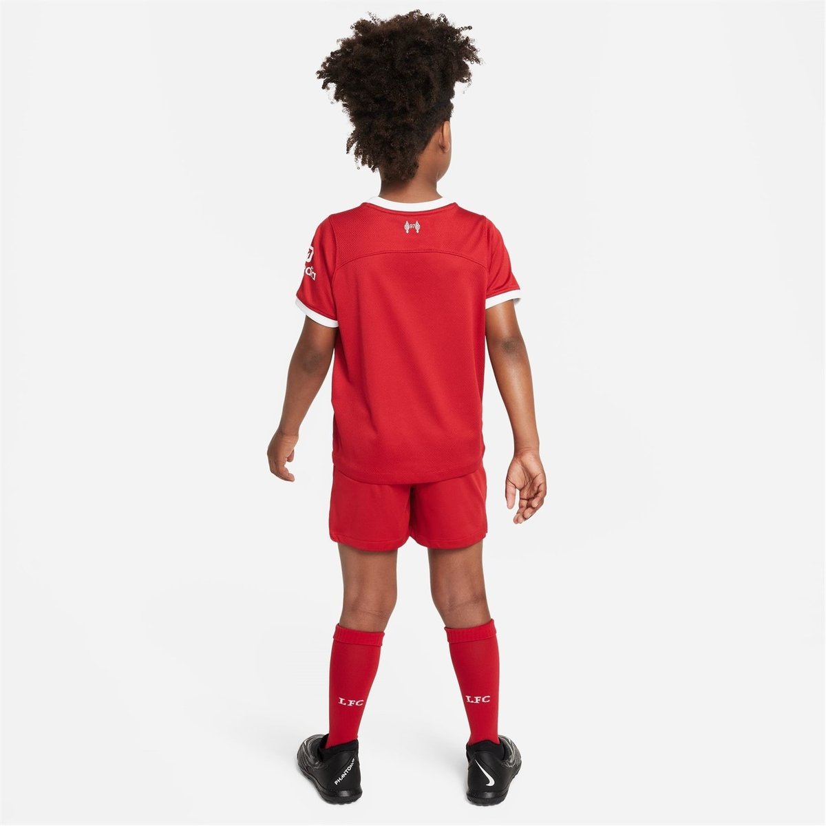 Liverpool junior hot sale football kit