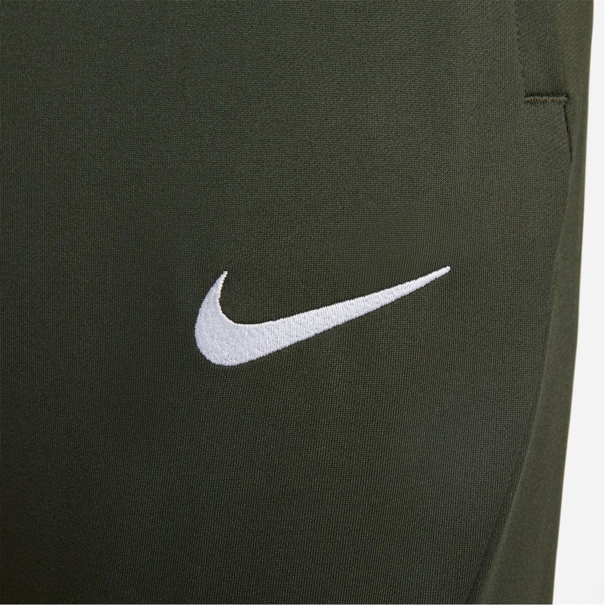 Green nike tracksuit sales bottoms