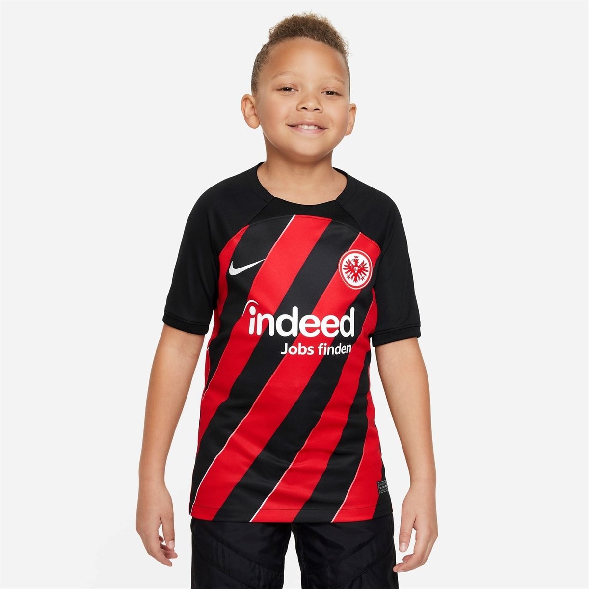 Jersey hot sale eintracht frankfurt