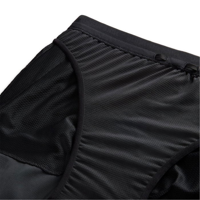 Running Energy Stride Shorts