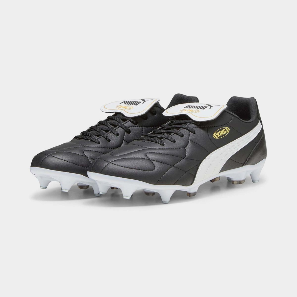 Puma king deals it