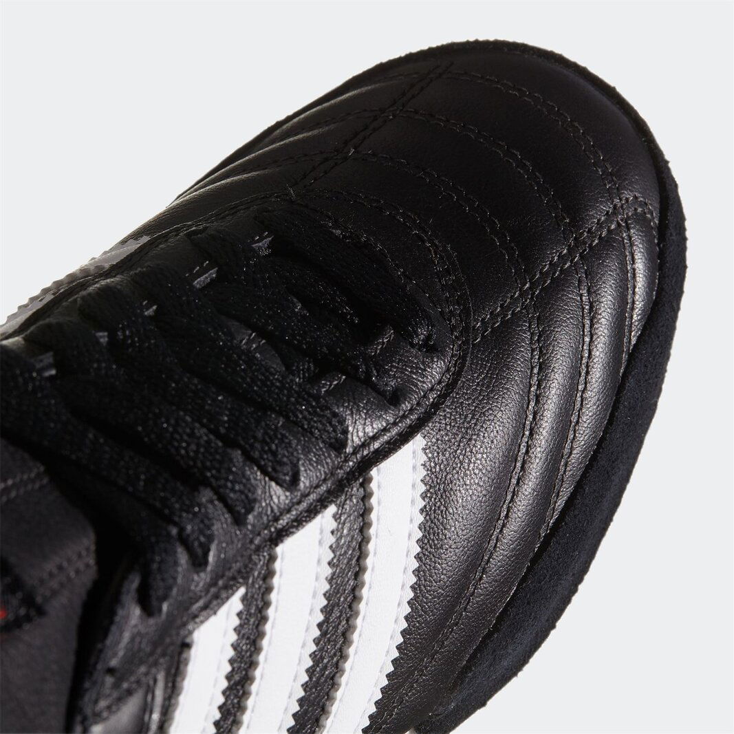 Adidas kaiser hotsell 5 indoor