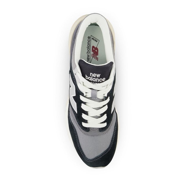 977R Trainers Mens