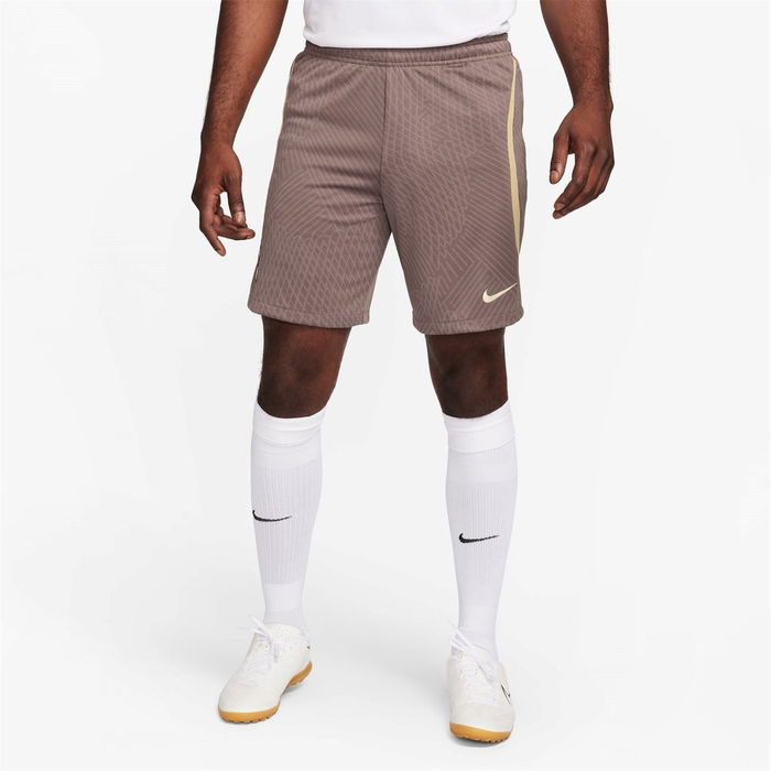 Tottenham Hotspur Strike Shorts Adults