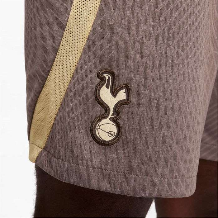 Tottenham Hotspur Strike Shorts Adults