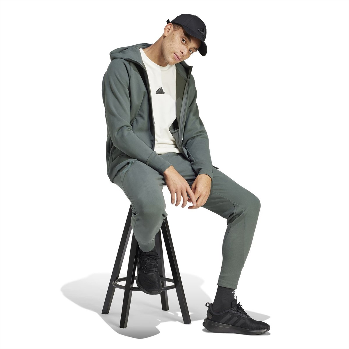【超安い】 adidas Z.N.E. Winterized Full Zip Hooded Track Jacket Mens ピンズ・ピンバッジ・缶バッジ