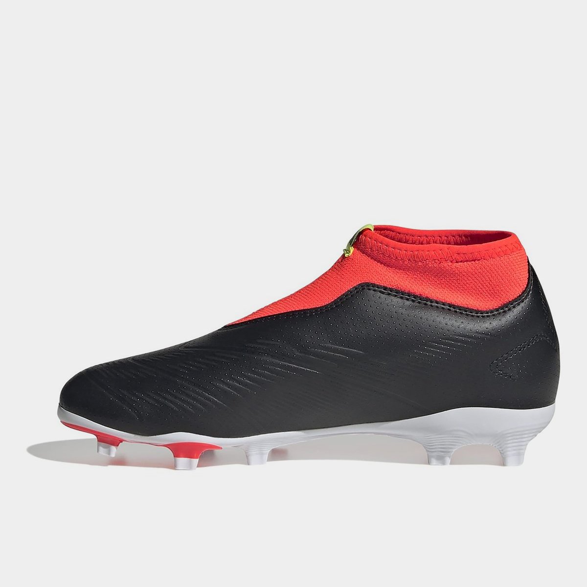 Adidas laceless best sale football boots junior