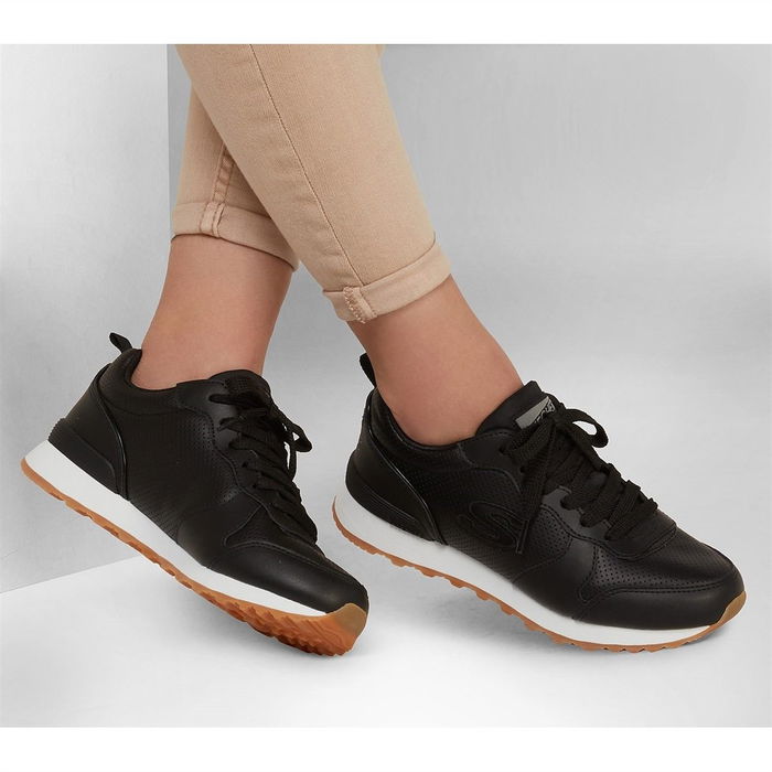 Og 85 Porthole Low Top Trainers Womens