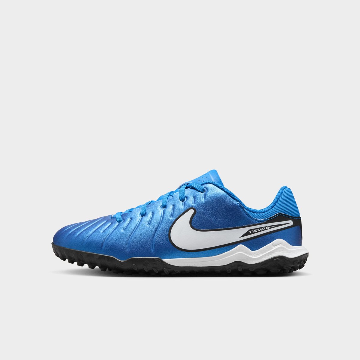 Nike junior astro turf football boots online