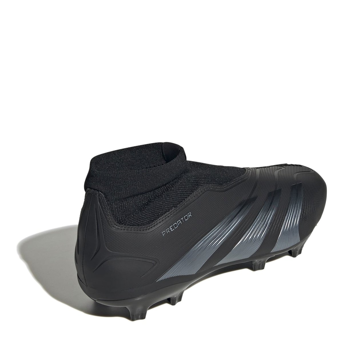 Laceless cheap predator cleats