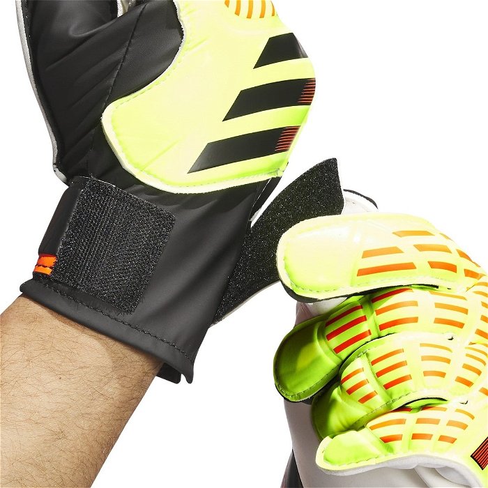 Predator Training Goalkeeper Gloves Mens