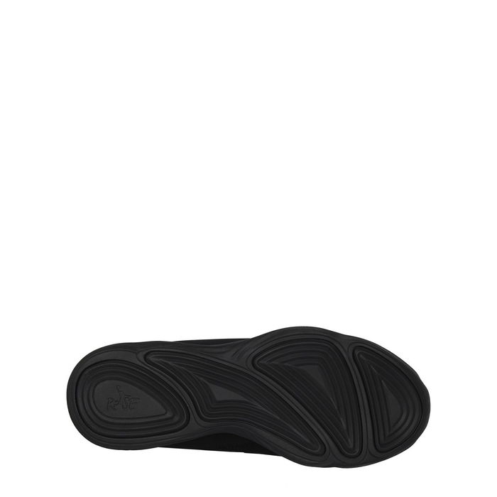 Diverse Basketball Trainers Mens