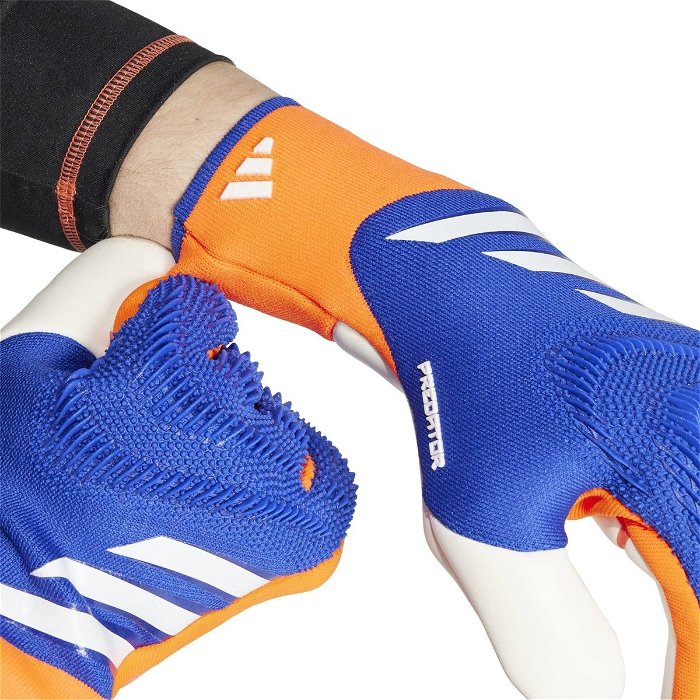 Predator Pro Goalkeeper Gloves Adults