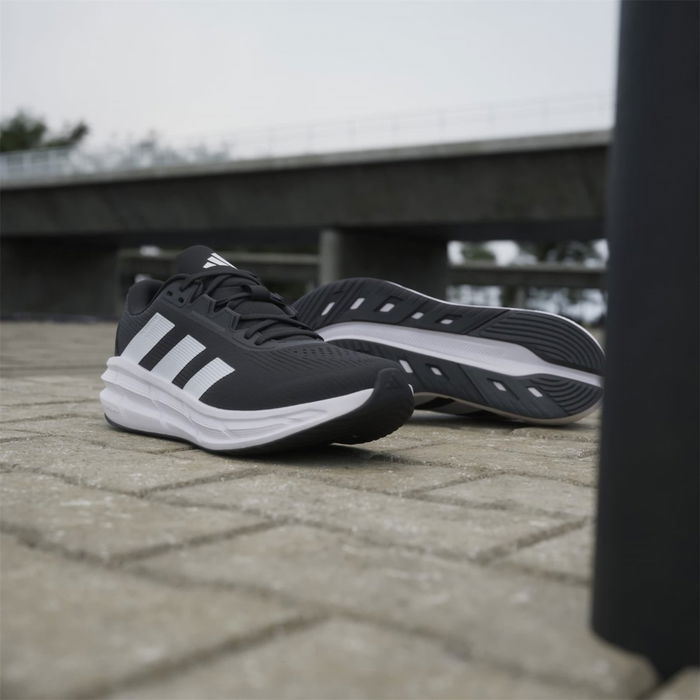Questar 3 Mens Running Shoes