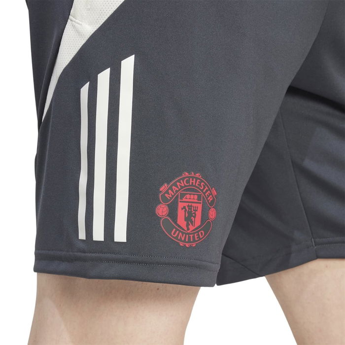 Manchester United European Tiro 24 Training Shorts Adults