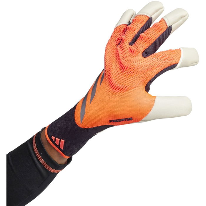 Predator Pro Hybrid Goalkeeper Gloves Adults