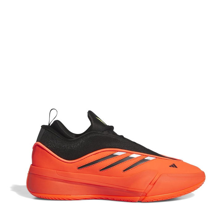 Dame 9 Low Trainers