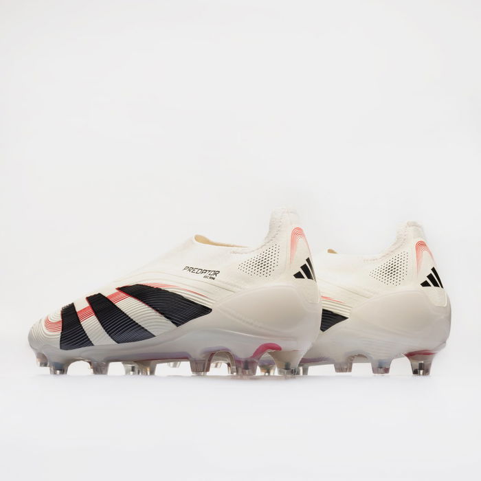 Predator Elite Laceless Firm Ground Football Boots 