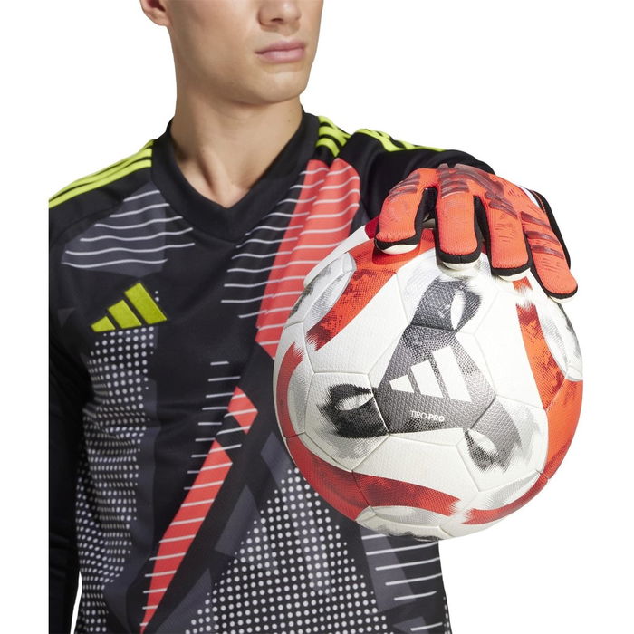 Predator Pro Goalkeeper Gloves Adults