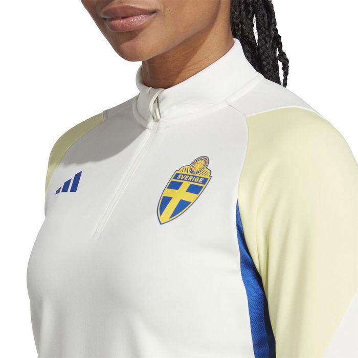 Sweden Travel Top 2022 Womens