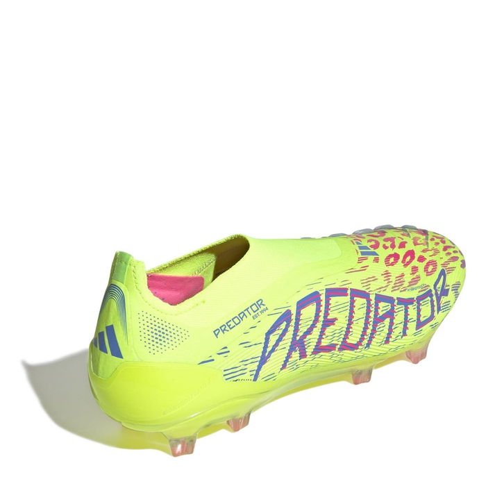 Predator Elite Laceless Firm Ground Football Boots